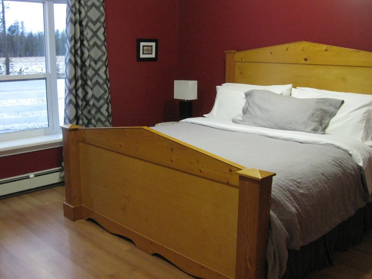 Rose Cottage Bed & Breakfast Valemount Eksteriør billede